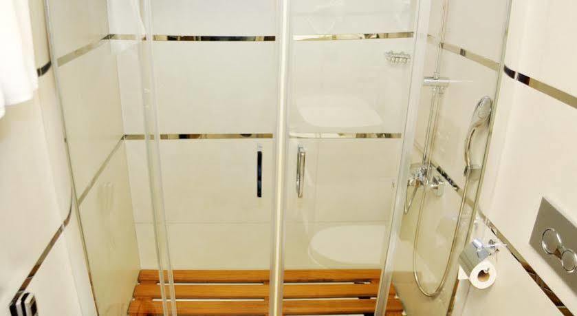 Avin Hotel İzmir Kültér fotó